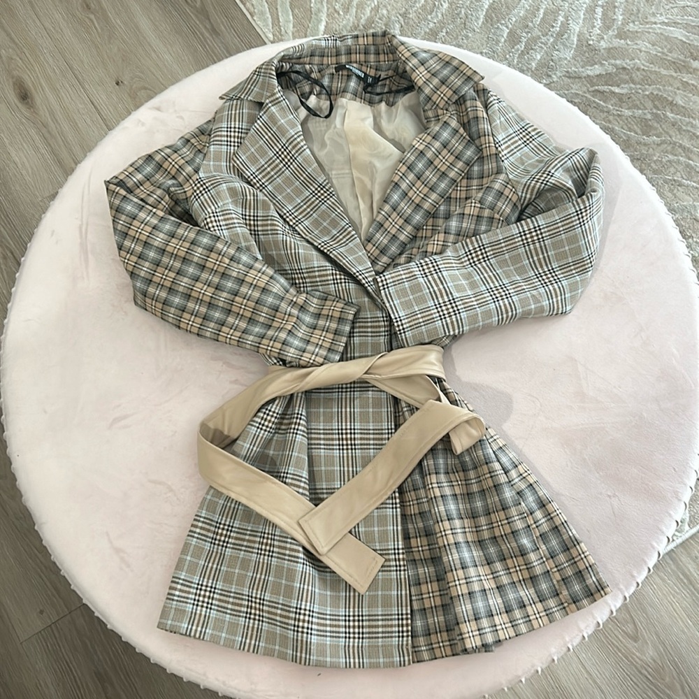 Missguided Preppy Plaid Blazer Dress with Leather Belt Size 4 Petite